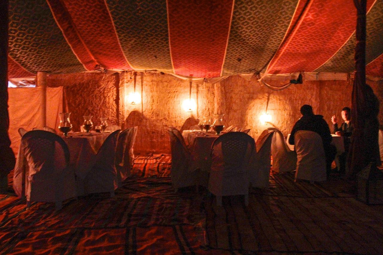 Camp Mars Hotell Douz Exteriör bild